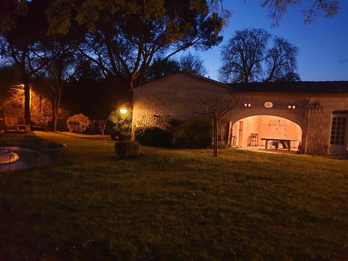 Chateau Rosemont - Grande Maison Familiale Campagne Dans Le Medoc Avec Piscine Et Tennis A 15 Mn Bordeaux Labarde Exterior foto